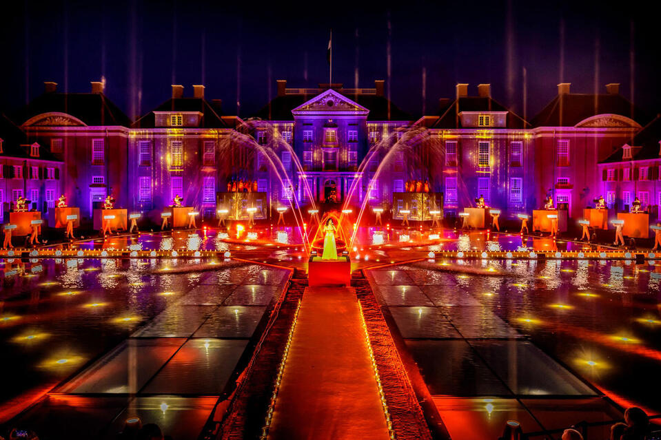 Vendredi dernier, Palais Het Loo à Apeldoorn a ouvert ses portes de manière spectaculaire après cinq ans de travaux de rénovation et d'agrandissement !